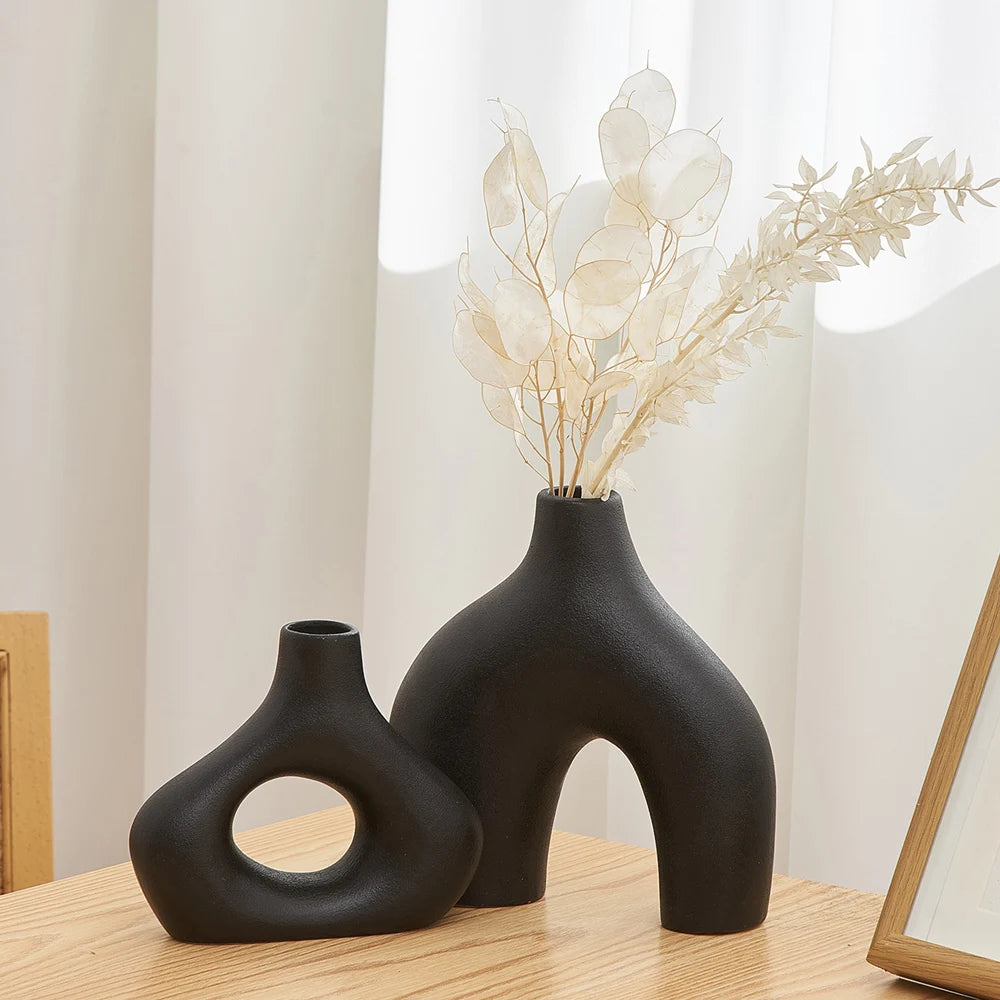 Circular Hollow Ceramic Flower Pot - Nordic Vase for Home & Office Decor - Gift