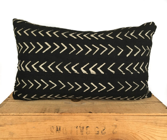 Mudcloth Pillow, Black Mudcloth, Throw Pillow, Africa Fabric, Boho Pillow, African Mud cloth, Tribal Pillow,Lumbar Pillow,Mudcloth Cushion
