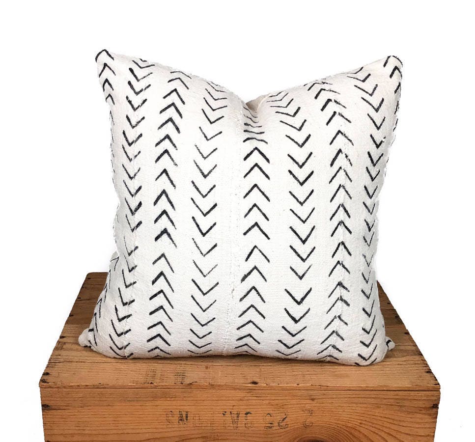 Mudcloth Pillow, African Mud Cloth, Authentic Mud Cloth Pillow, Black and White, Multiple Sizes Available, 'Minnie'
