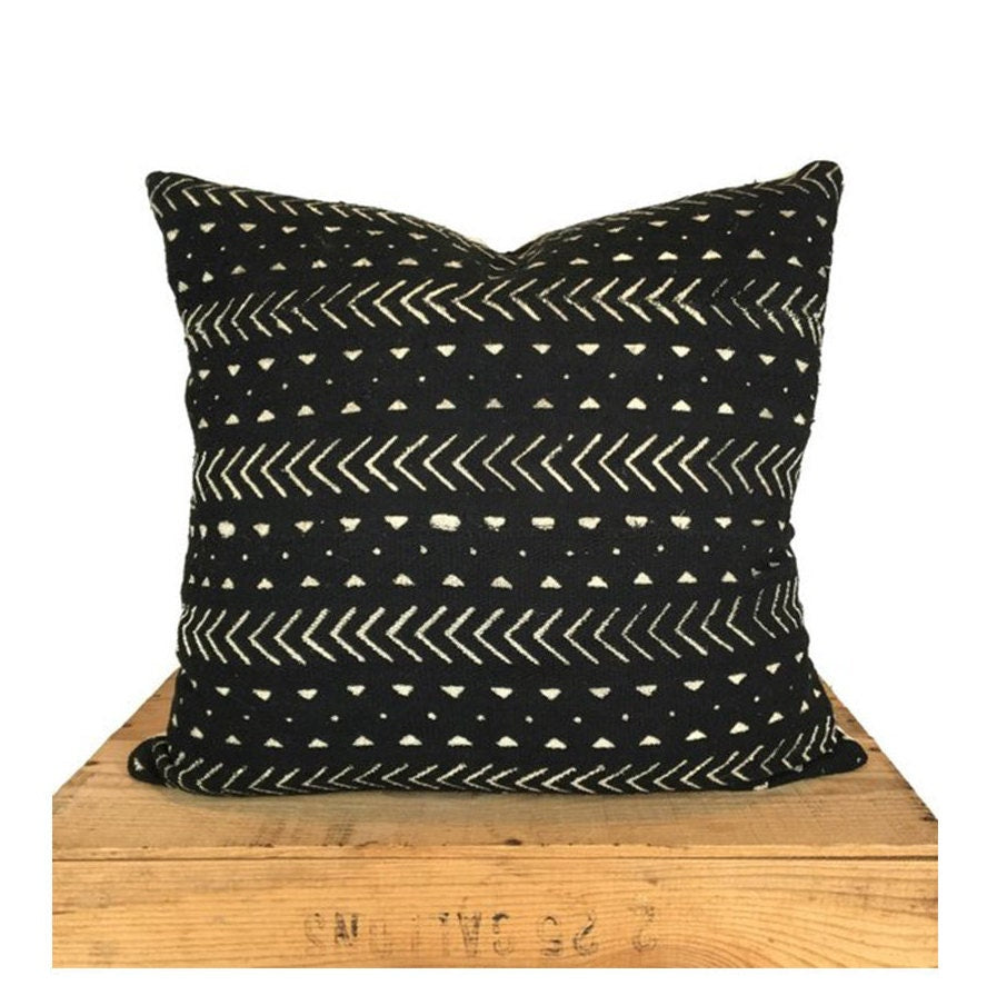 Mudcloth Pillow Cover, African Mud Cloth Pillow, Black and White | 'Elliott'